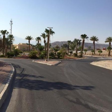 הבית של דרורי Neve Zohar Luaran gambar